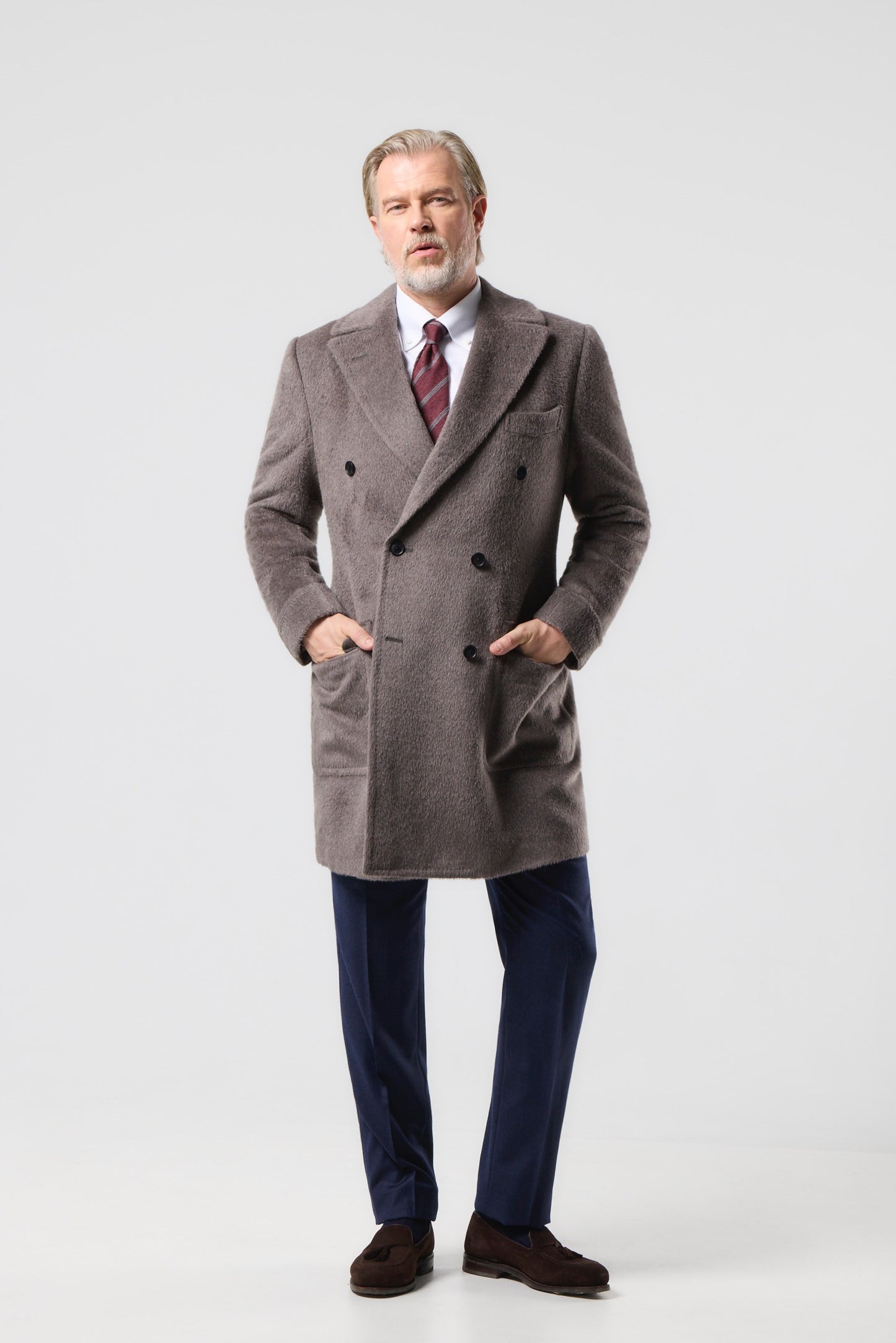 Szary płaszcz Ulster z lamy