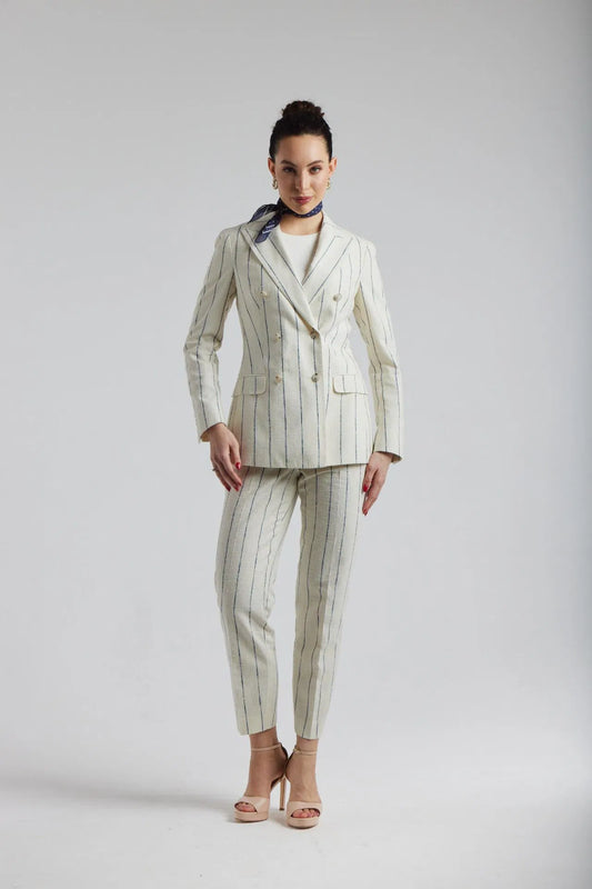 Costume Chiara écru à fines rayures bleues