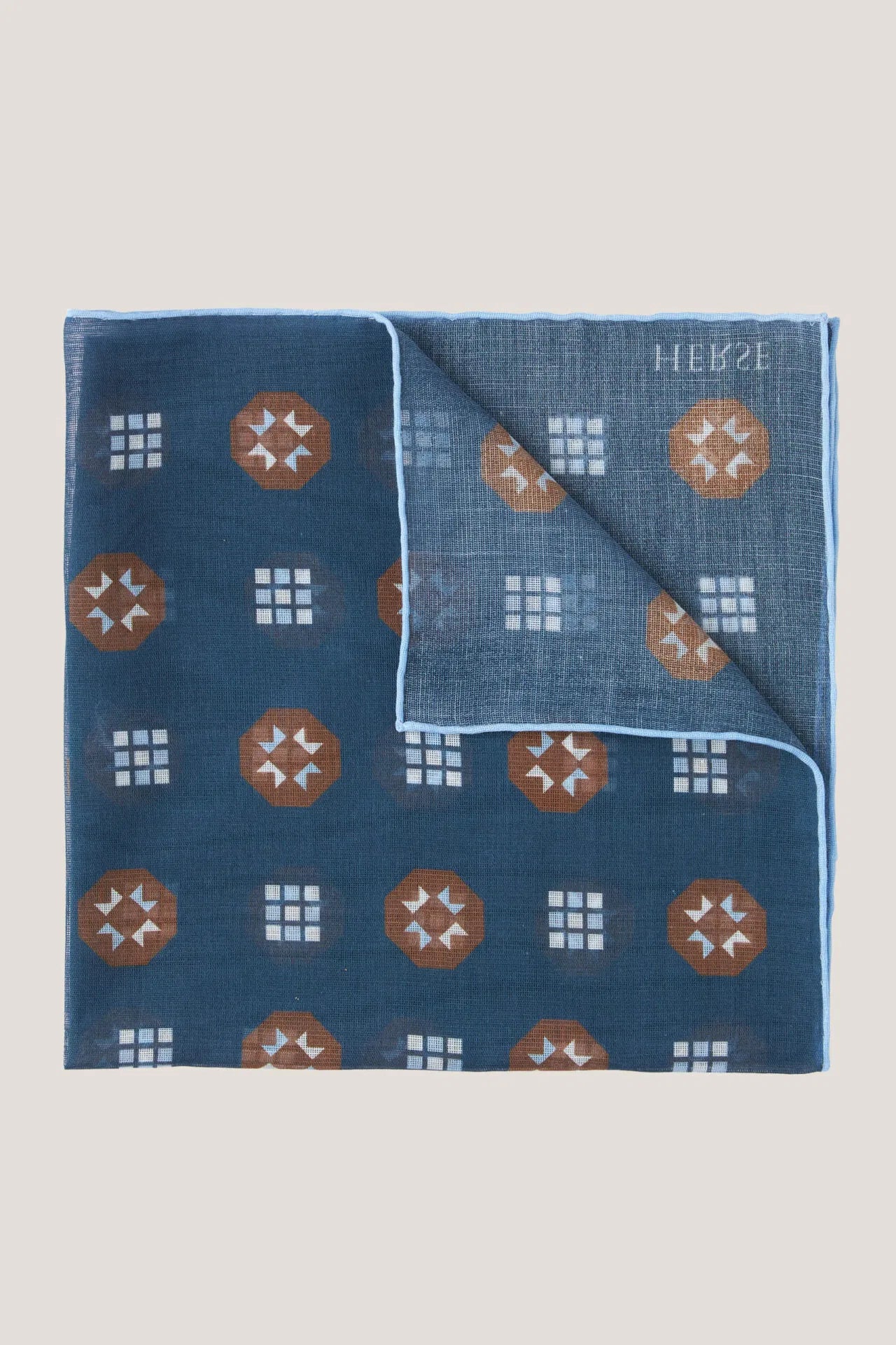Geometric pattern pocket square