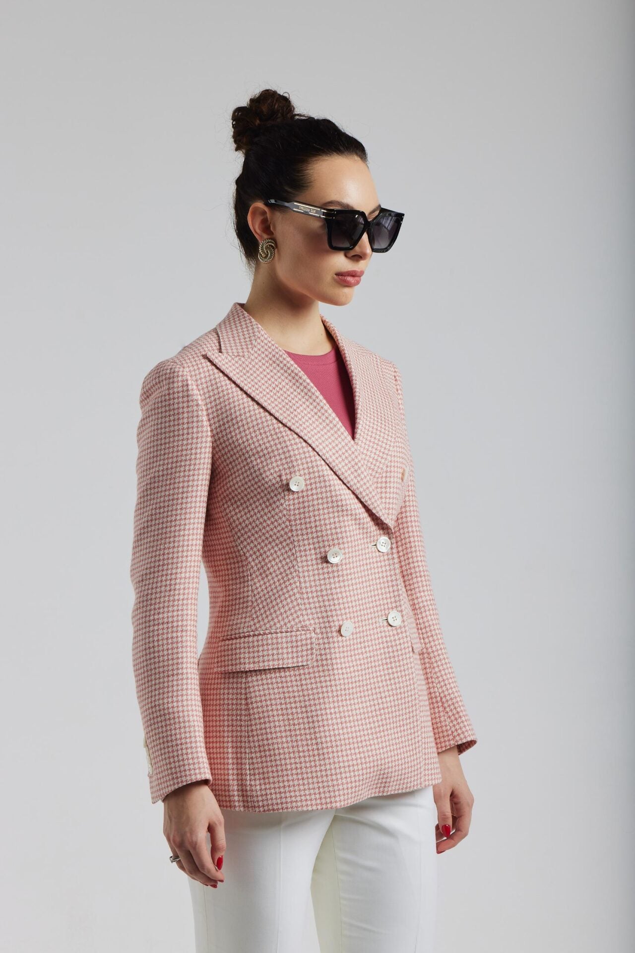 Veste pied-de-poule blanche et rose