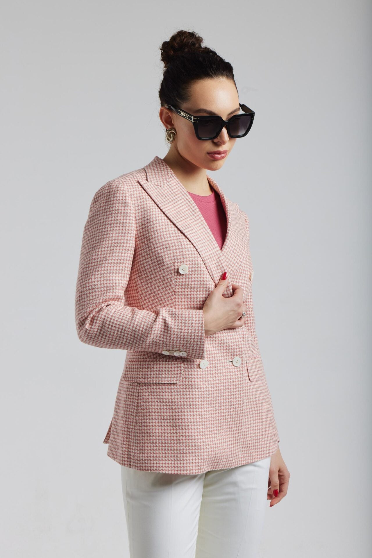 Veste pied-de-poule blanche et rose