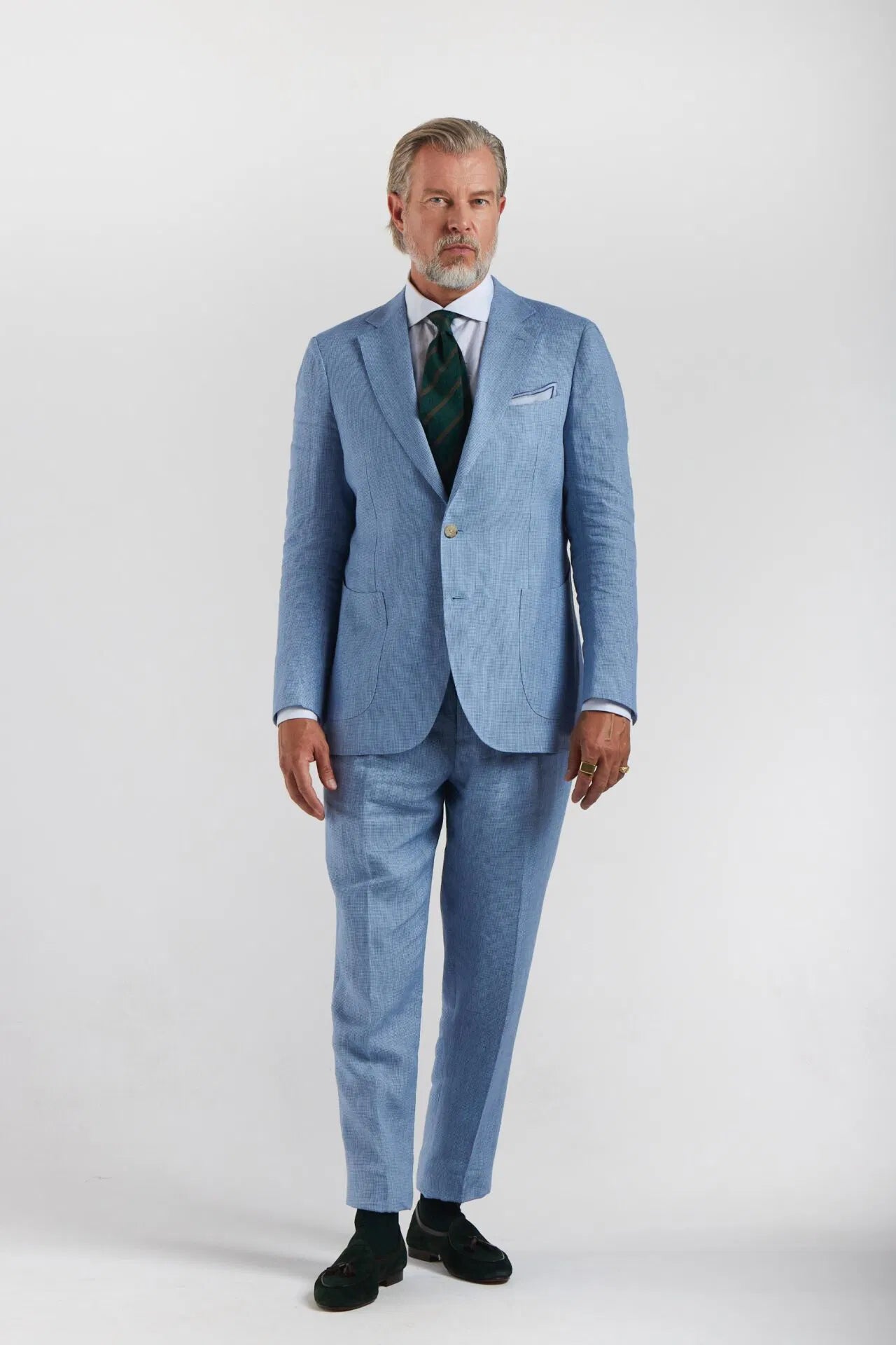 Costume en lin bleu clair à motif pied-de-poule