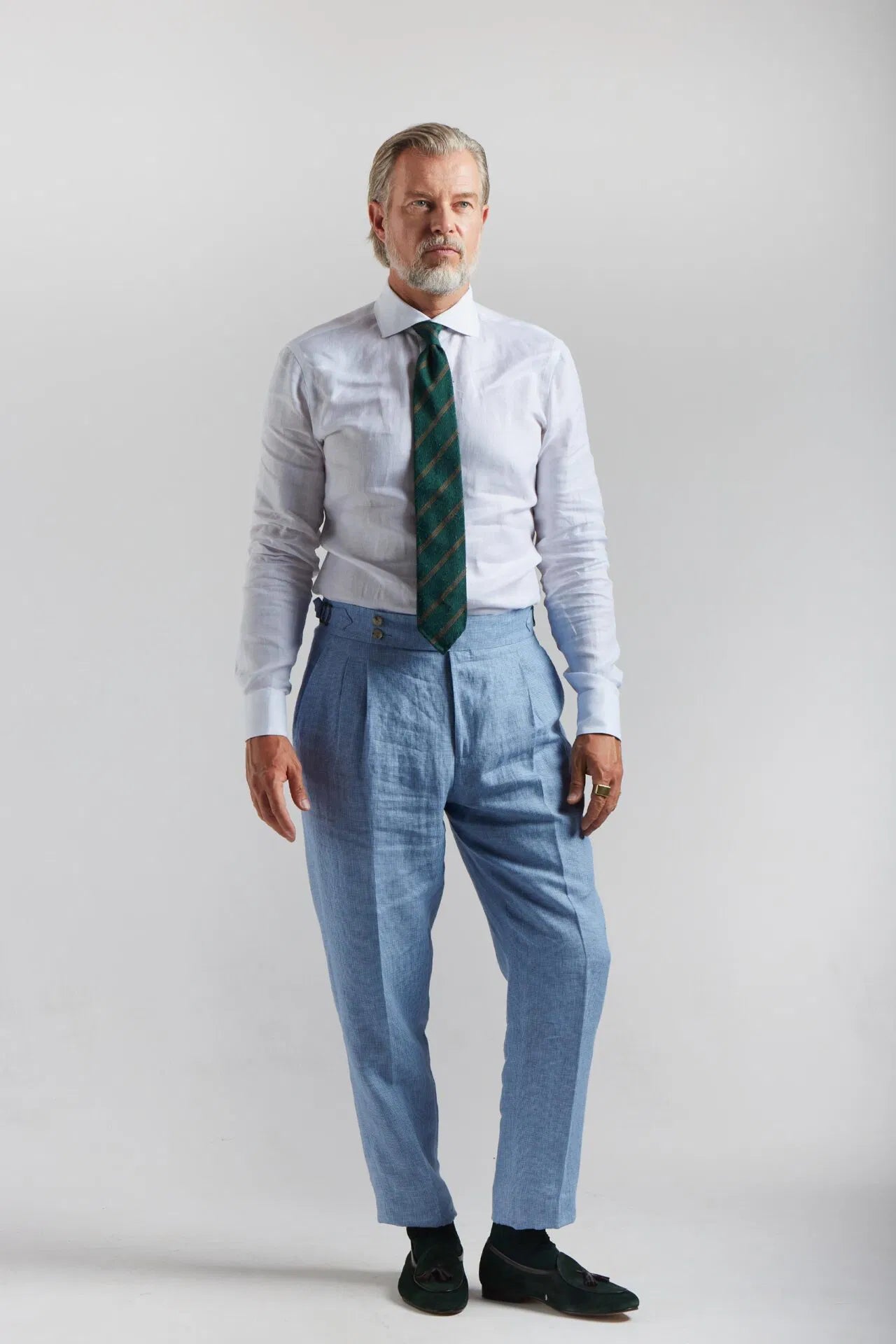 Costume en lin bleu clair à motif pied-de-poule
