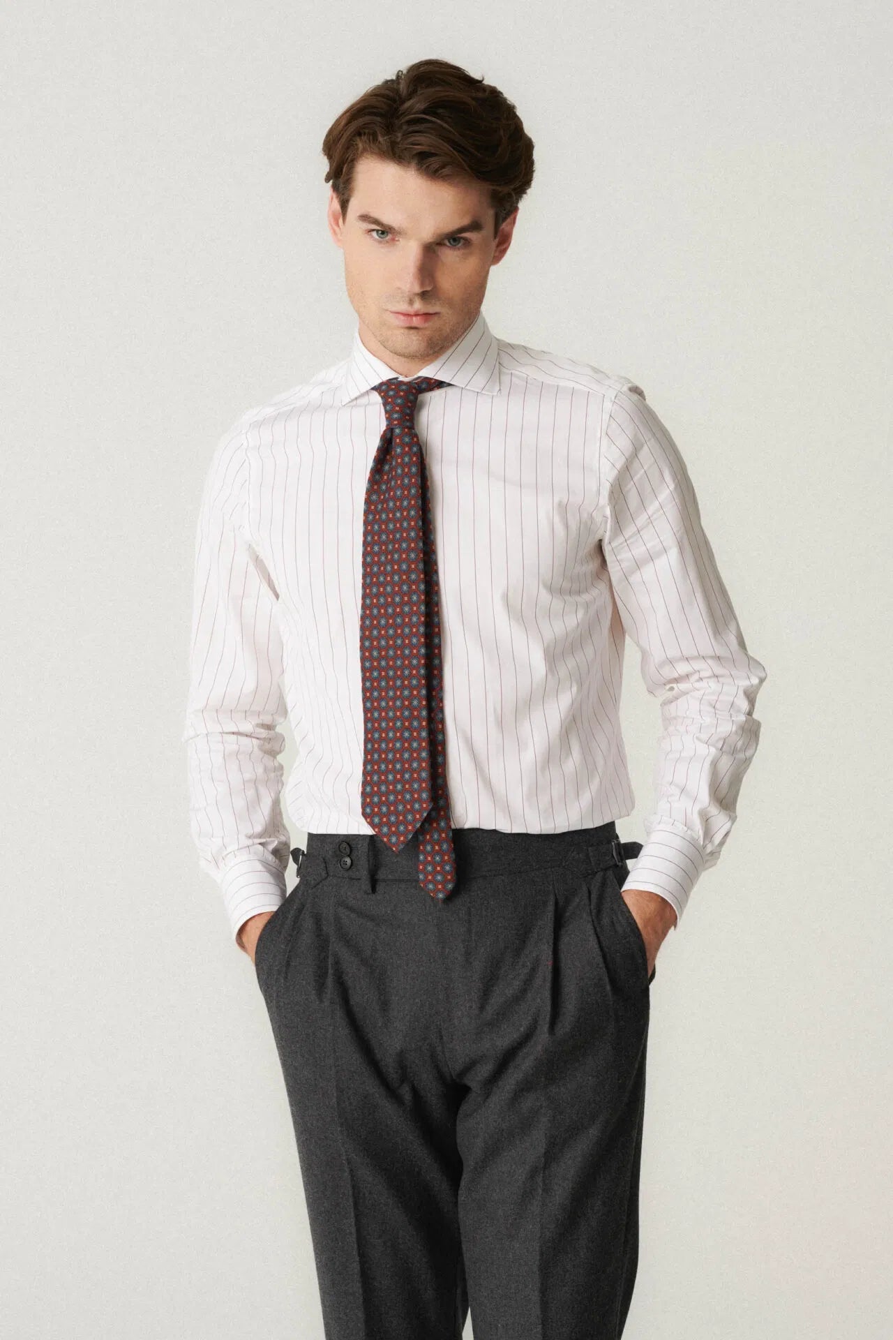 Pantalon en flanelle gris foncé