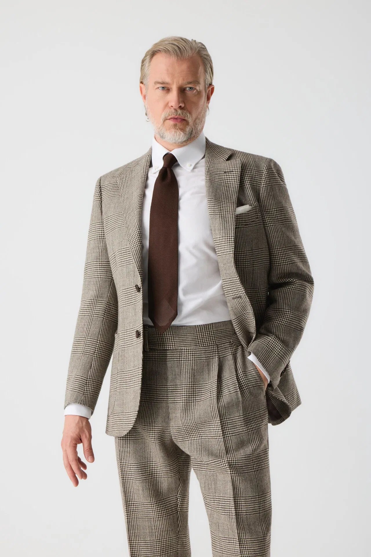 Costume de prisonnier beige et marron en laine non teinte