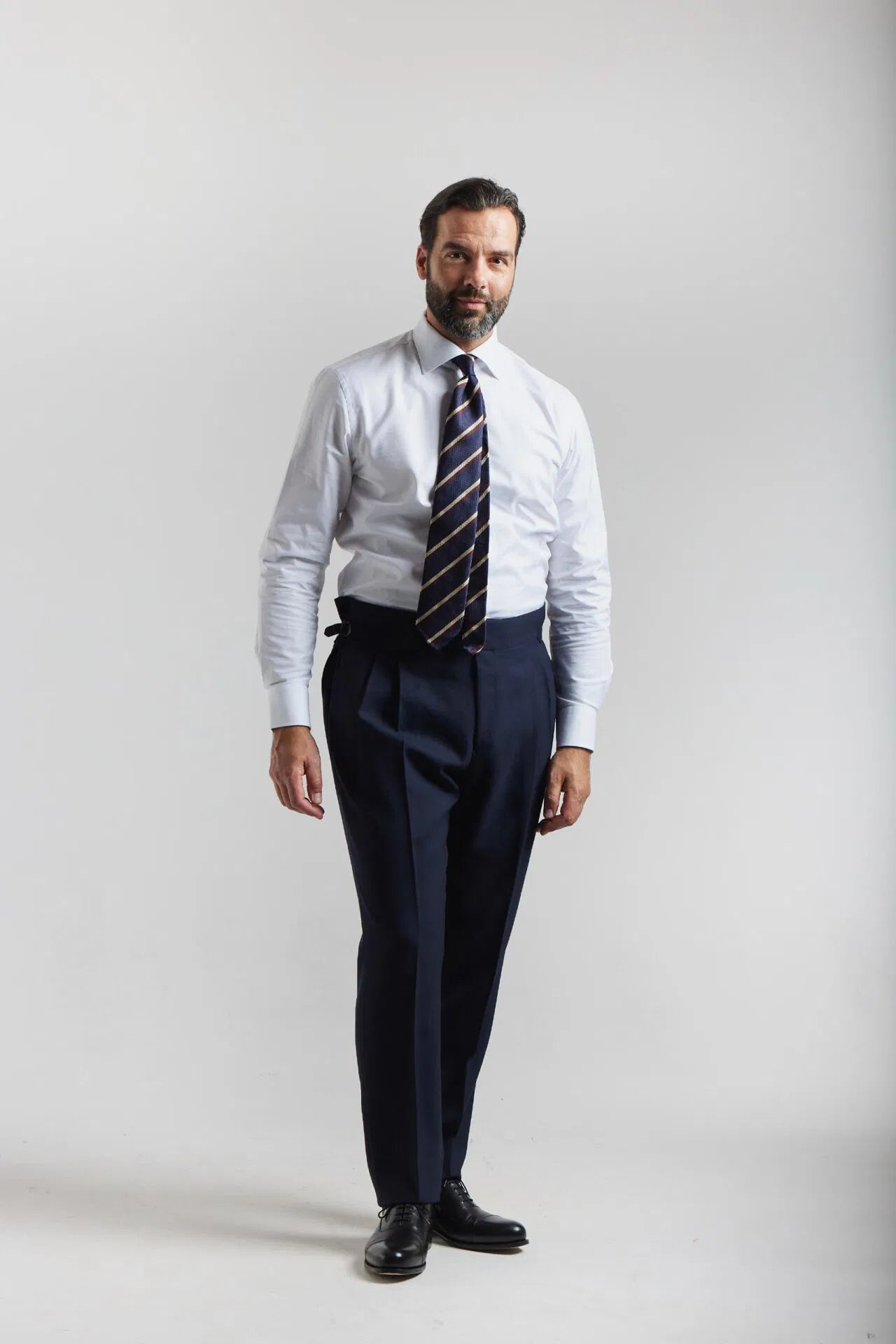 London Shrunk Navy Double-Breasted Suit