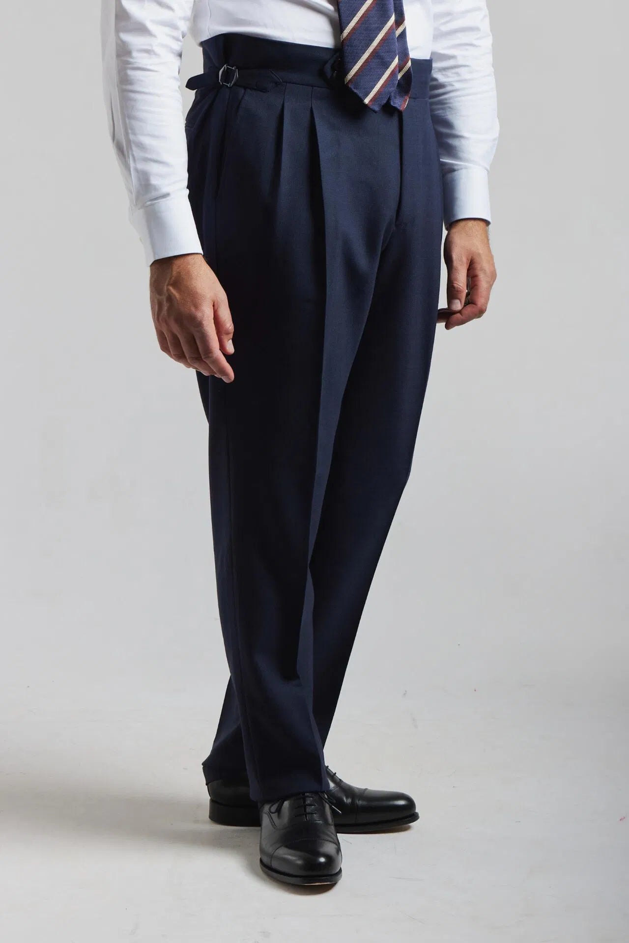 London Shrunk Navy Double-Breasted Suit