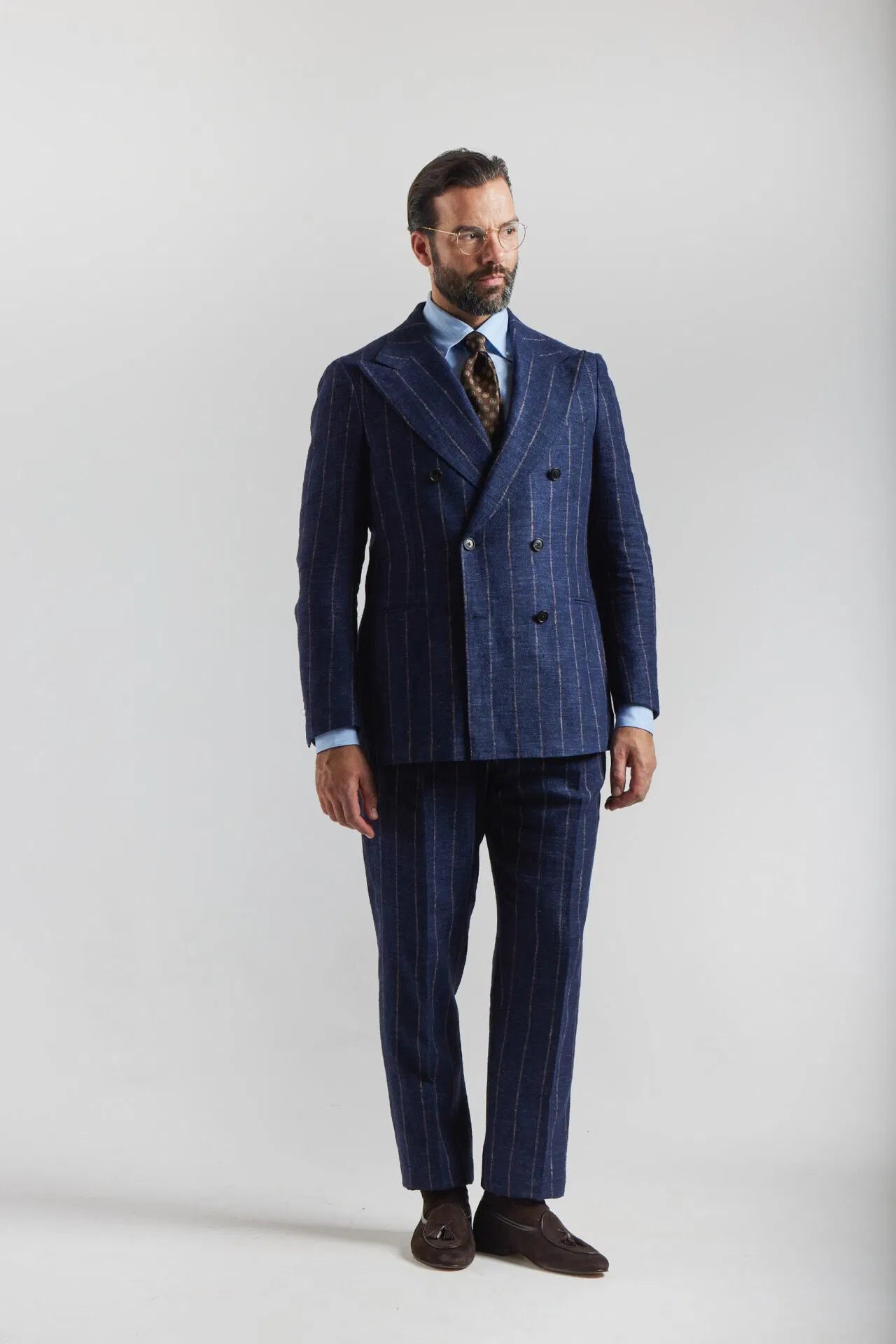 Navy blue double-breasted suit in Ferla fabric with a pinstripe pattern