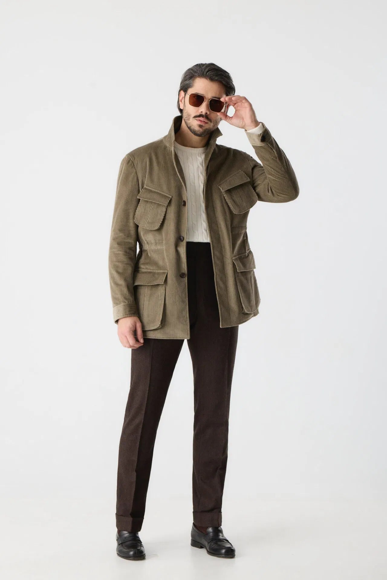 Veste jungle en velours côtelé vert olive