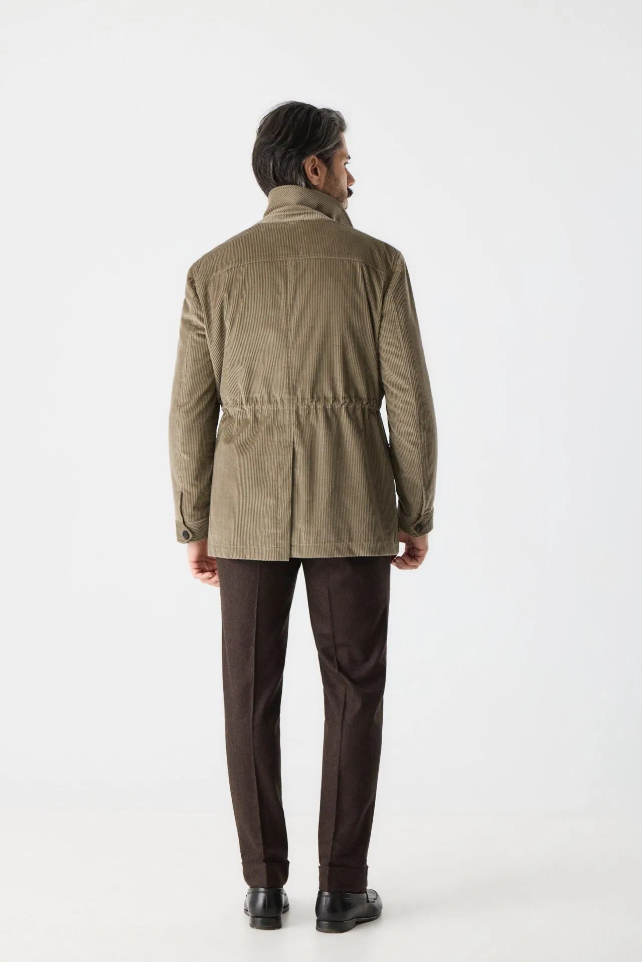 Veste jungle en velours côtelé vert olive