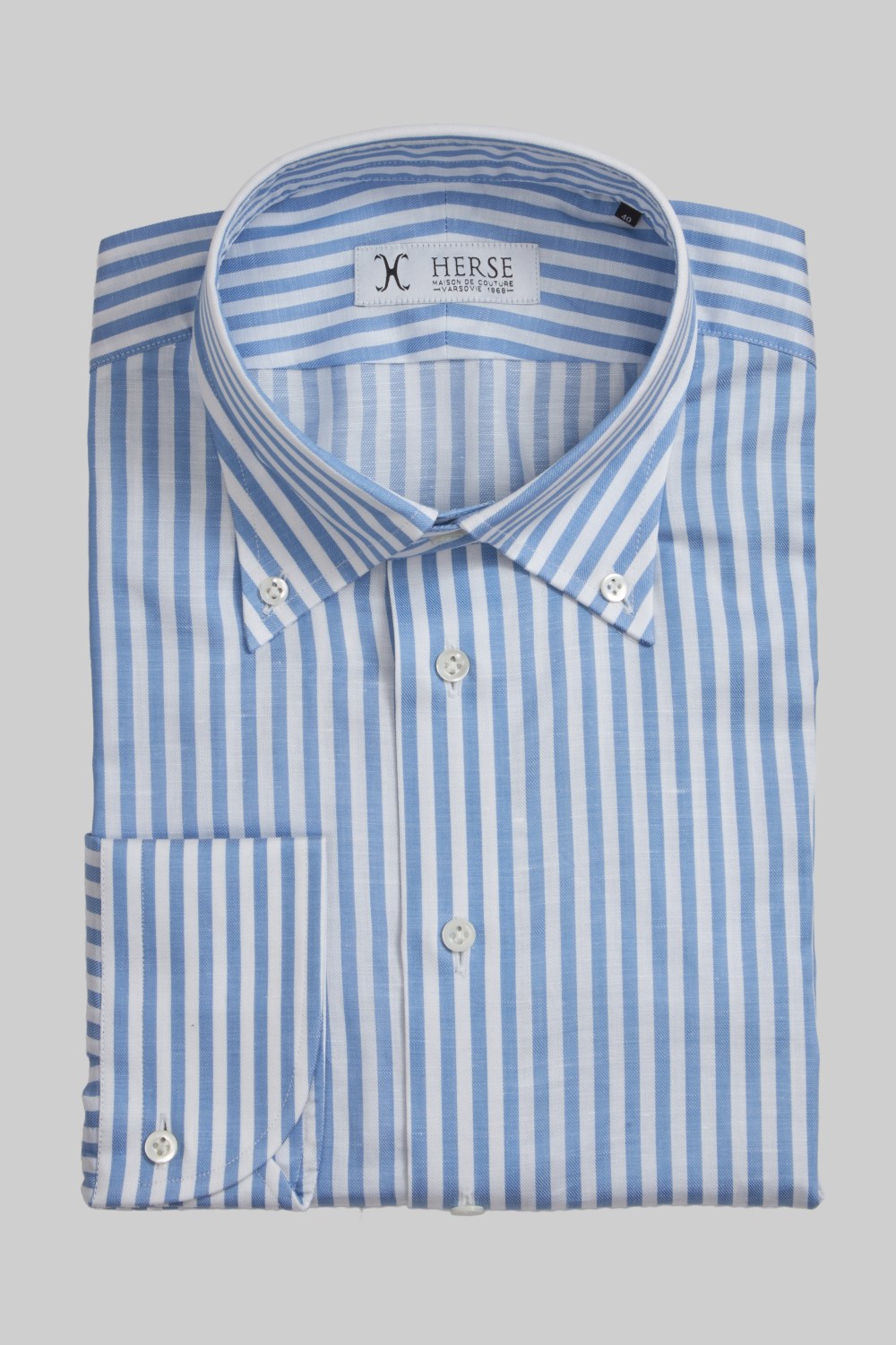Linen striped shirt with a cutaway collar