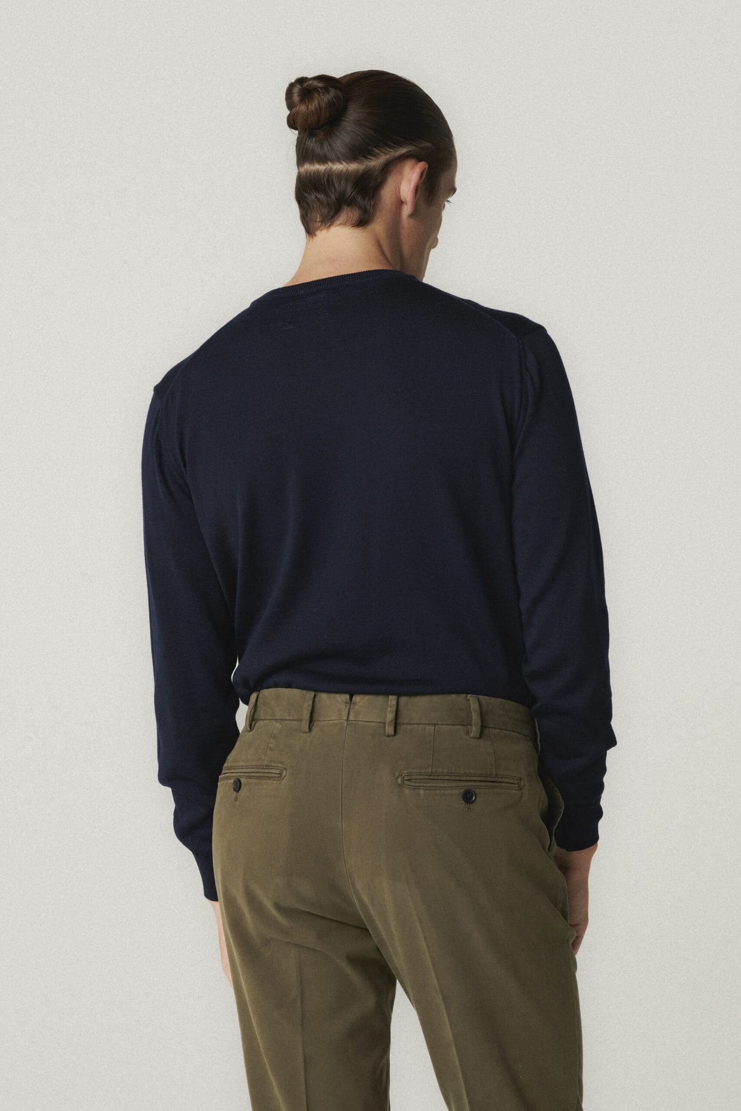 Col rond classique bleu marine