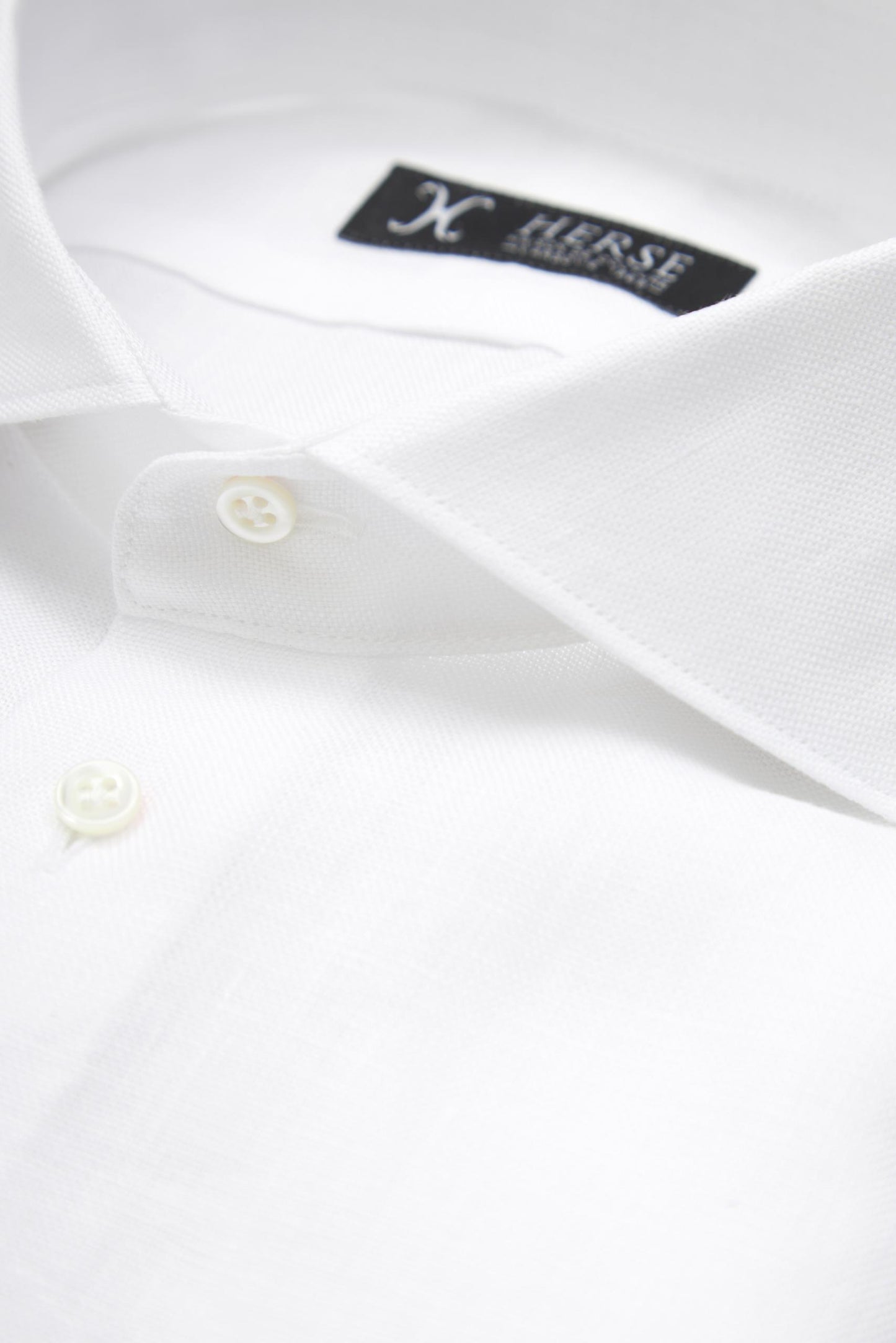 Chemise en lin blanc à col italien