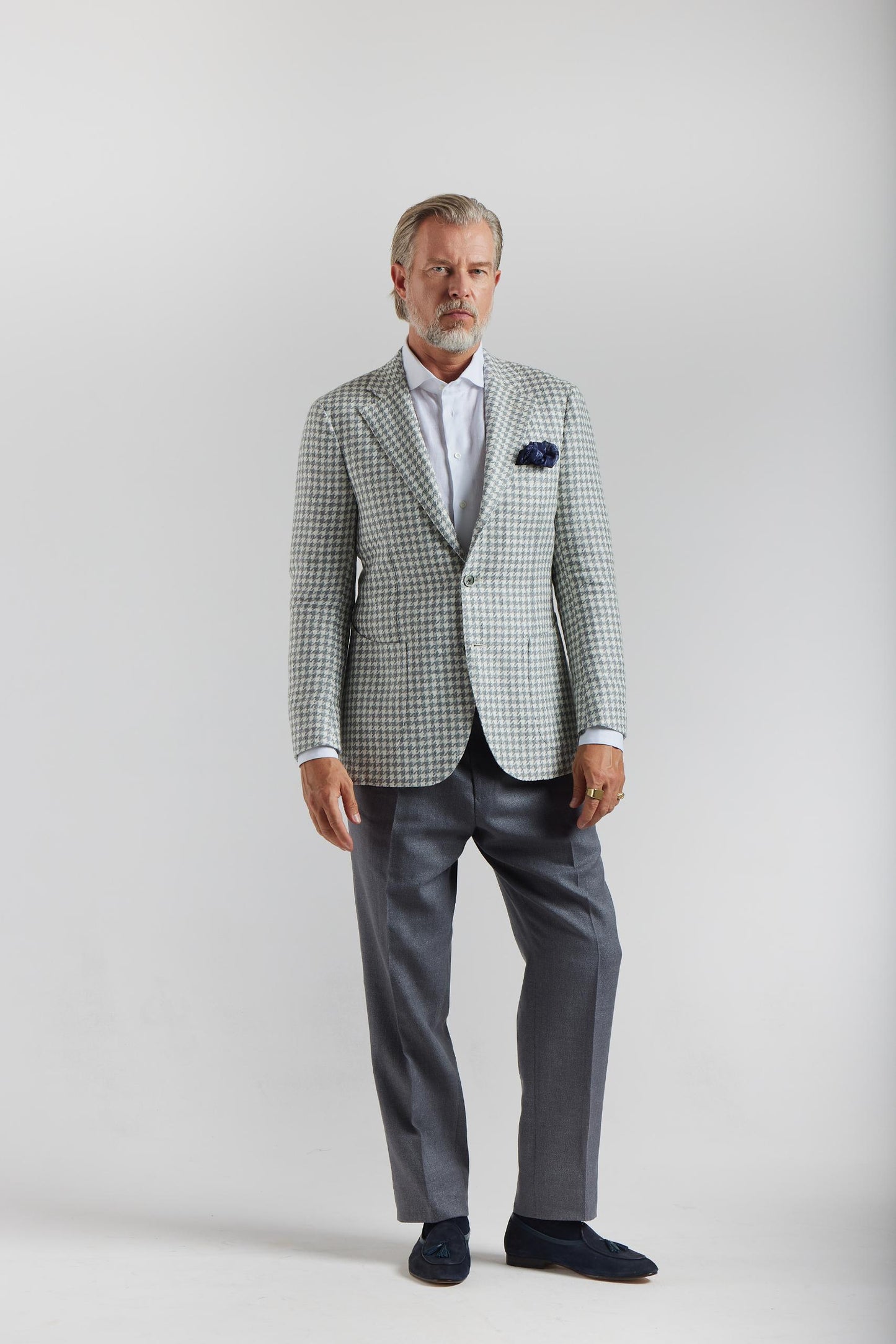 White and gray houndstooth Ferla jacket