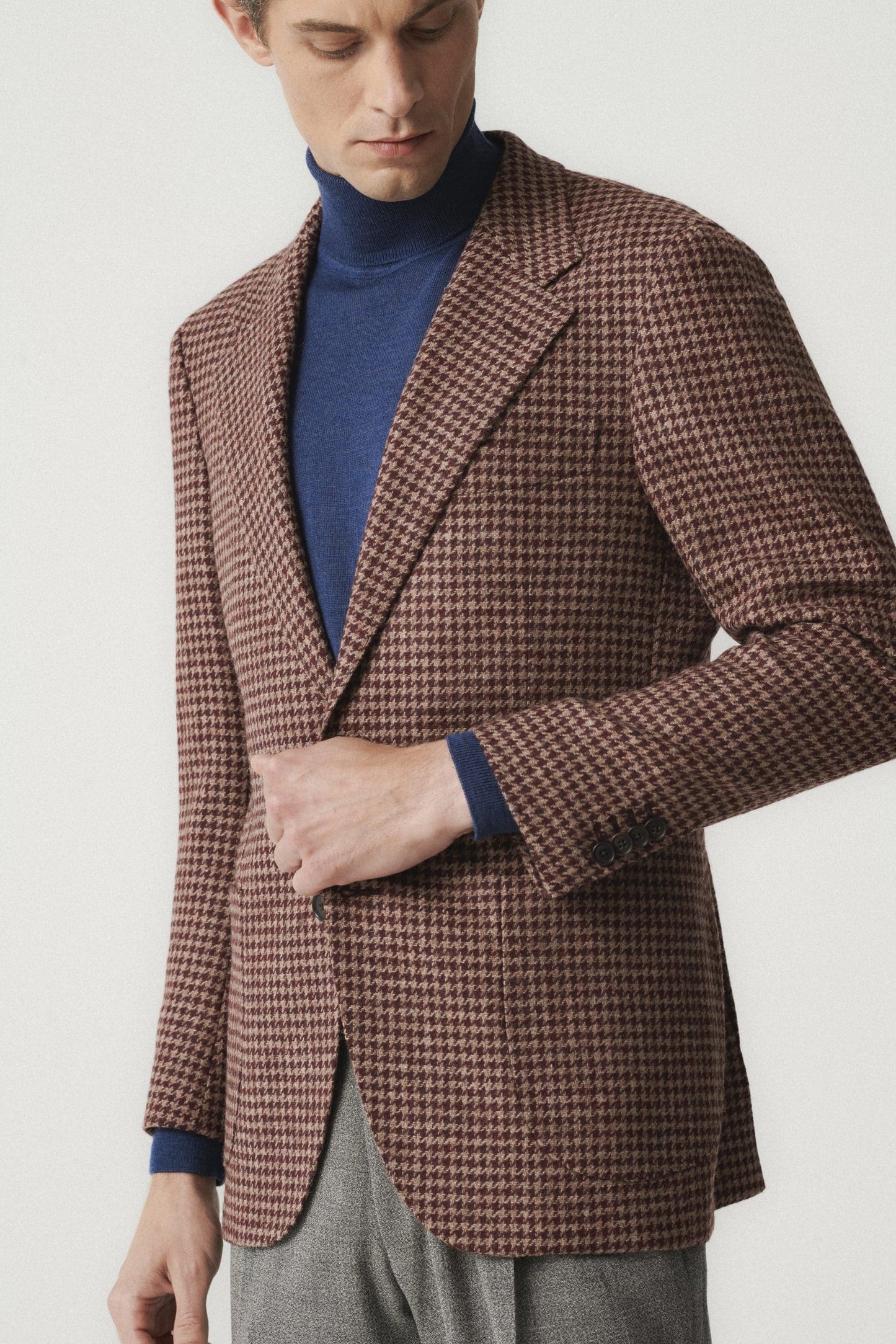 Veste en laine violette à motif pied-de-poule