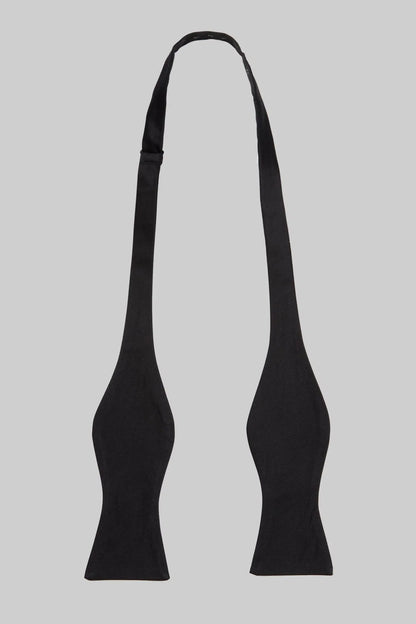 Black classic bow tie