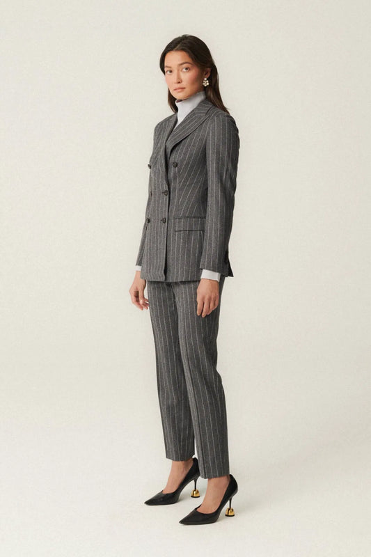 Costume gris à fines rayures en tissu Cerruti