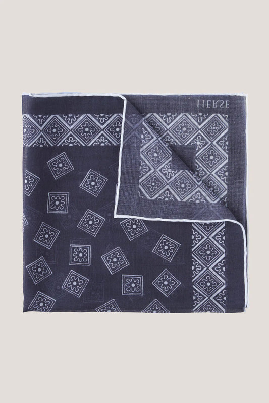 Square pocket square