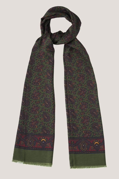Zielony szal w paisley
