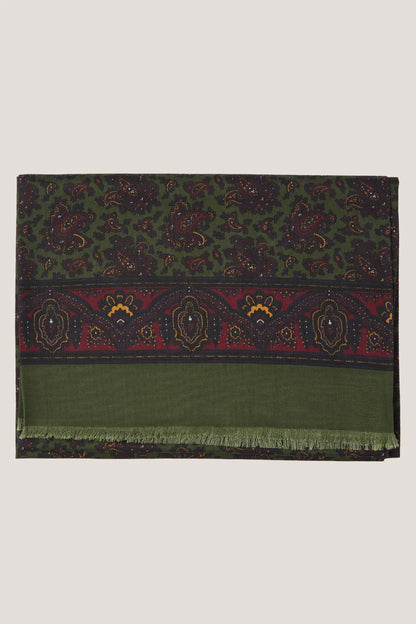 Zielony szal w paisley