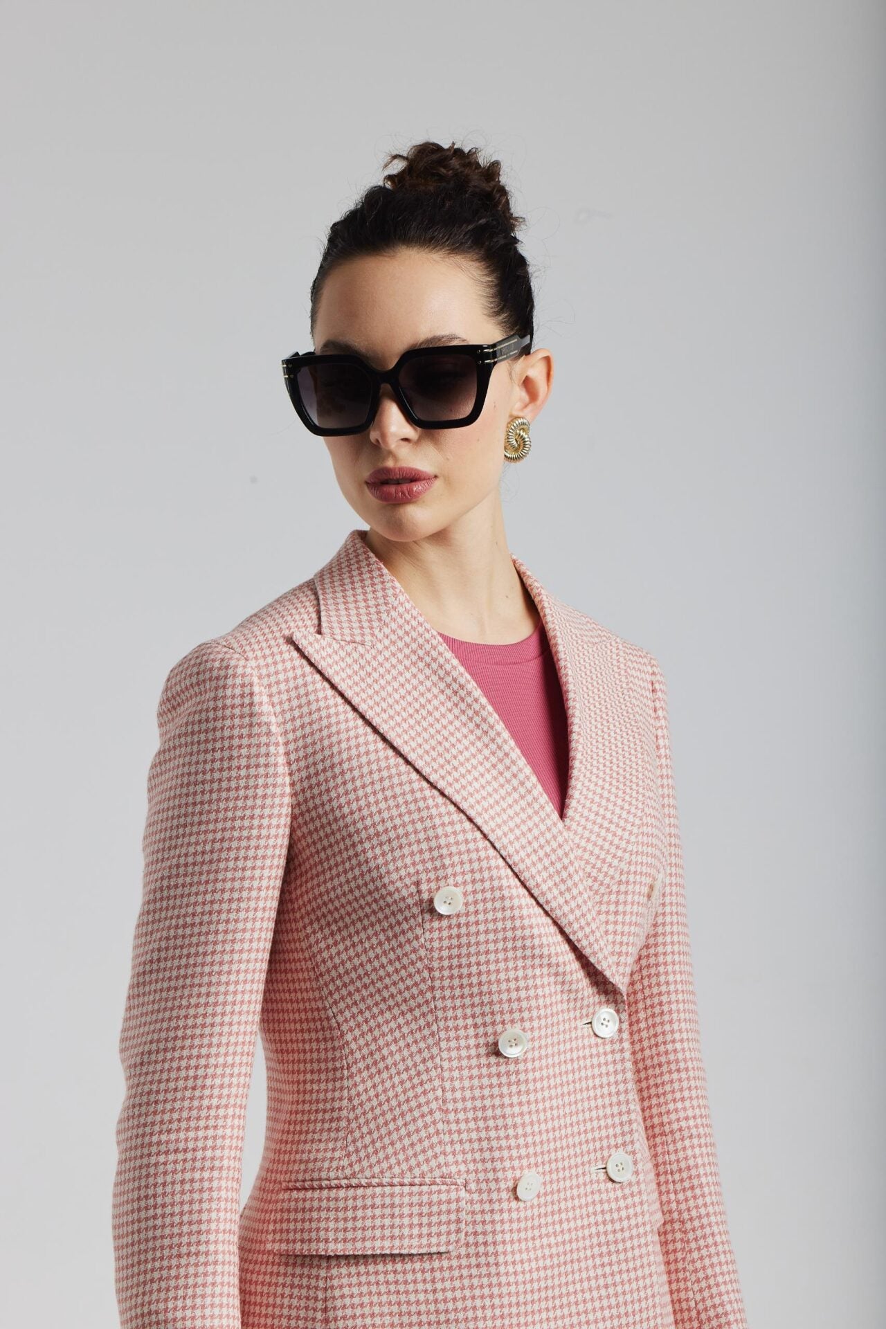Veste pied-de-poule blanche et rose
