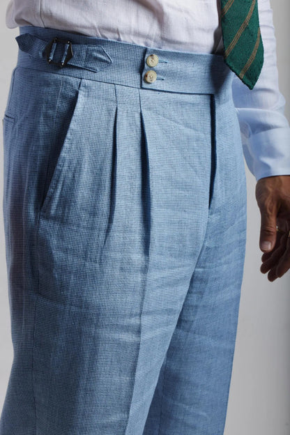 Costume en lin bleu clair à motif pied-de-poule