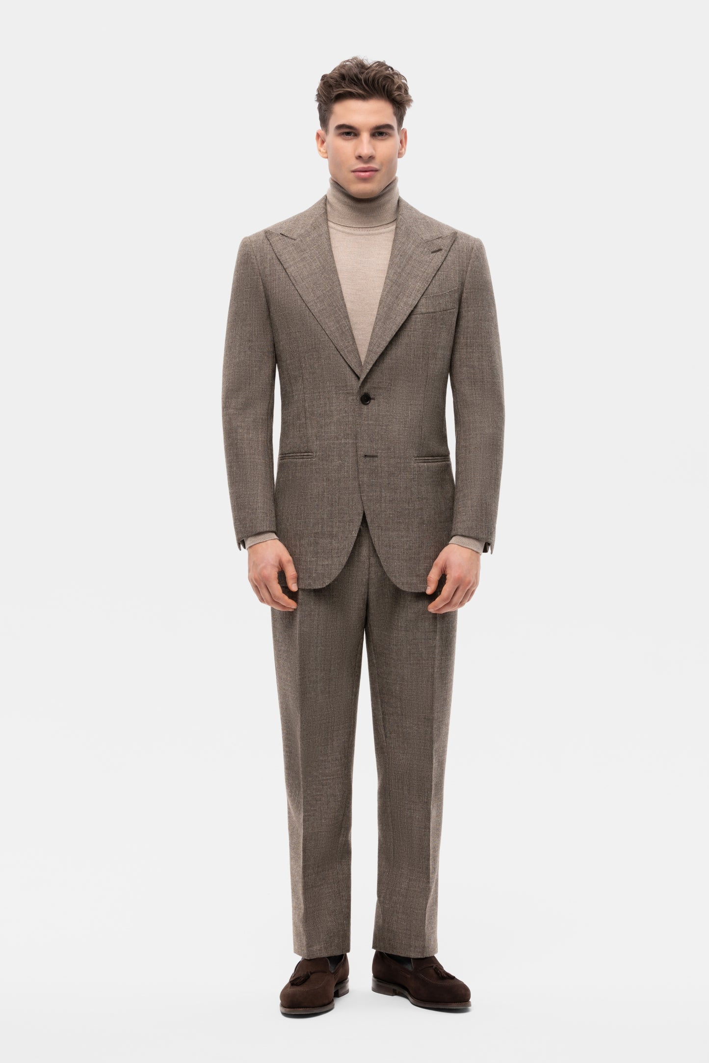 Beżowo-brązowy garnitur jednorzędowy z niebarwionej wełny