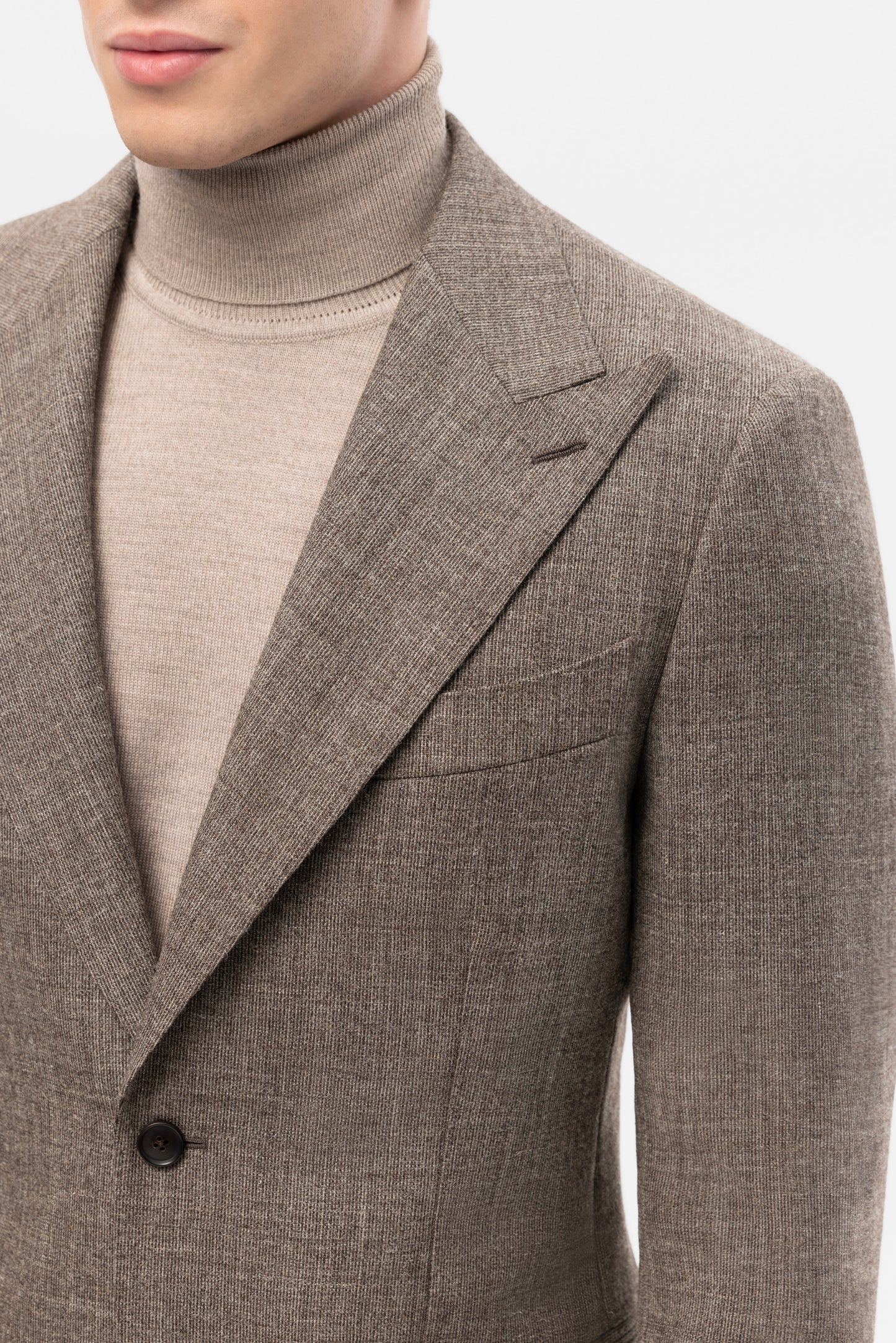 Beżowo-brązowy garnitur jednorzędowy z niebarwionej wełny