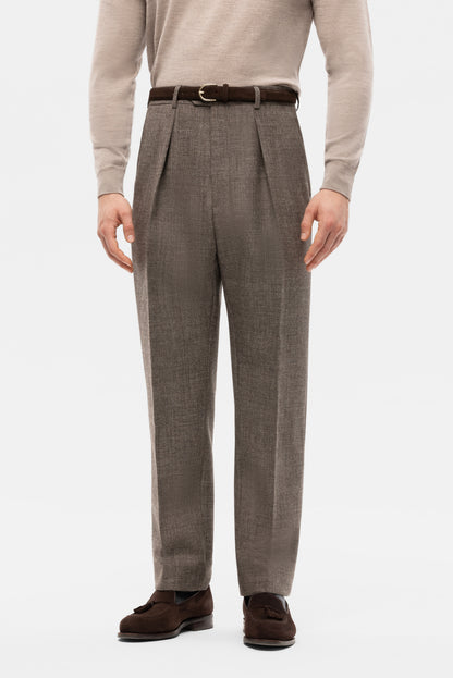 Beżowo-brązowy garnitur jednorzędowy z niebarwionej wełny