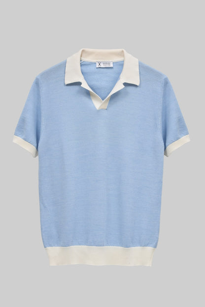 Light blue knit polo shirt with contrast collar 