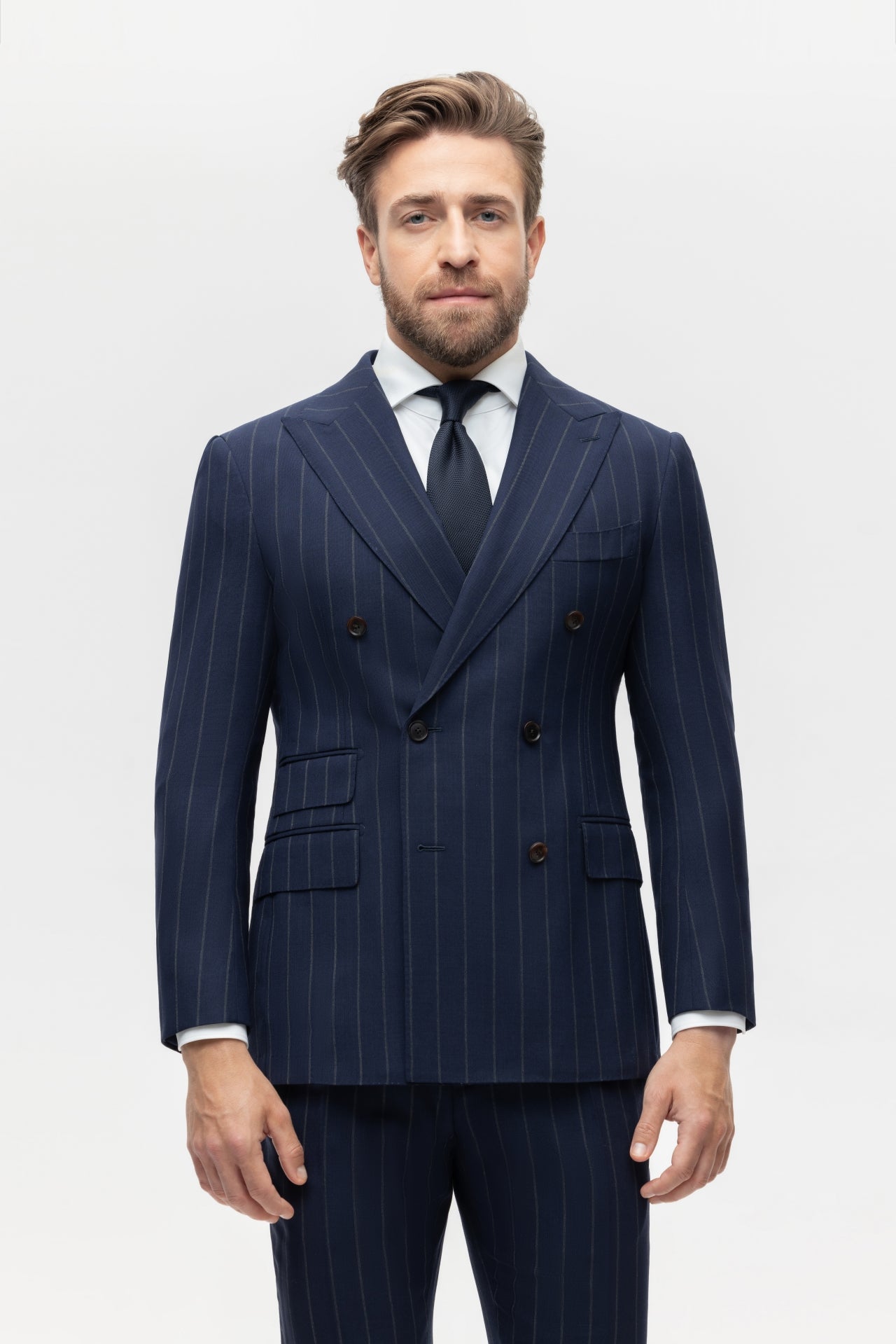 Costume bleu marine croisé à rayures fines 4 plis