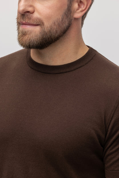 Ciemnobrązowa dzianinowa koszulka crew neck