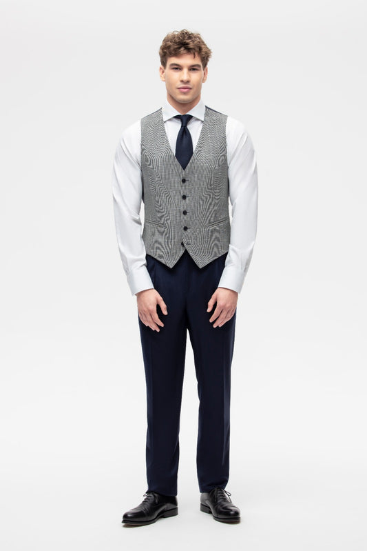 Gray houndstooth vest with beige overcheck