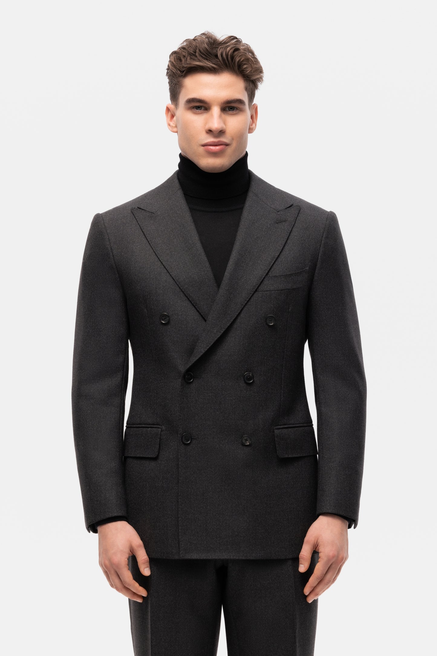 Grafitowy garnitur dwurzędowy z wełny