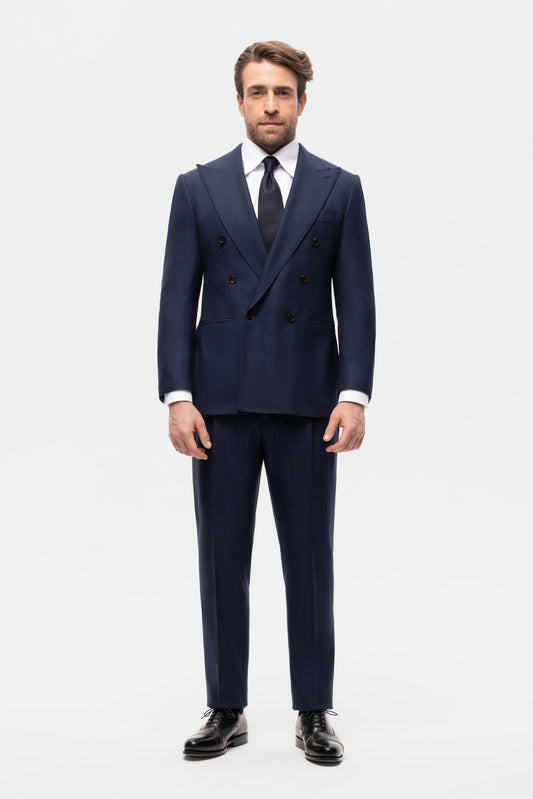 Jasnogranatowy garnitur dwurzędowy z wełny