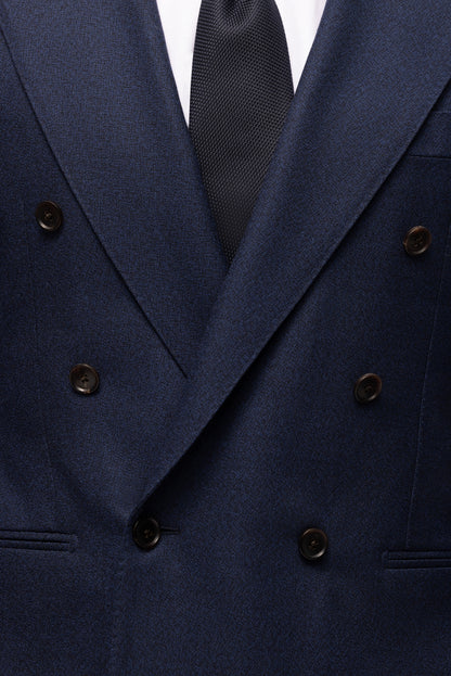 Jasnogranatowy garnitur dwurzędowy z wełny