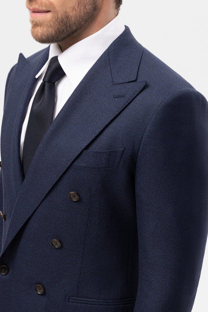 Jasnogranatowy garnitur dwurzędowy z wełny